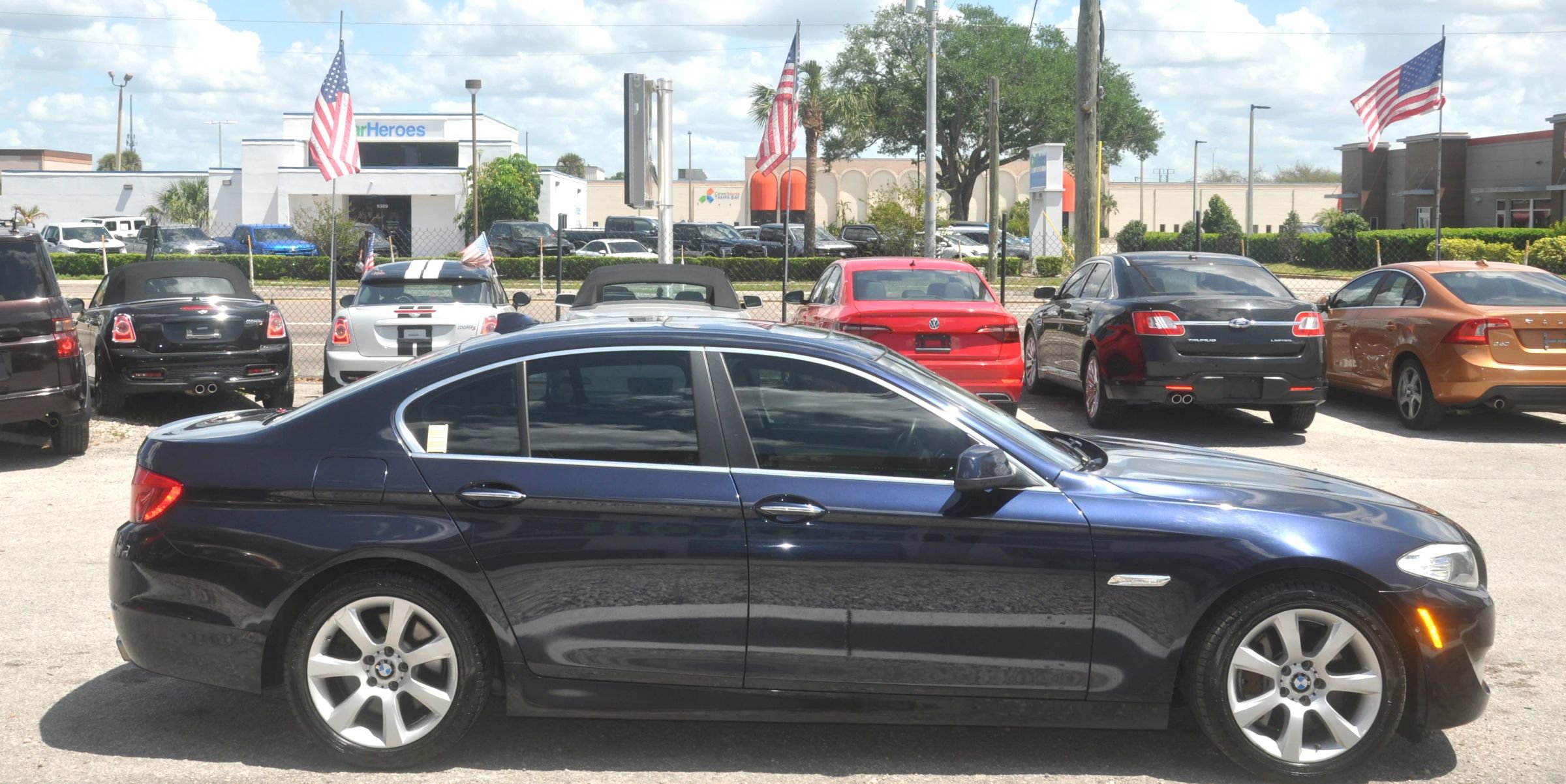 Used 2013 BMW 550i xDrive Sedan AWD/4WD image 31