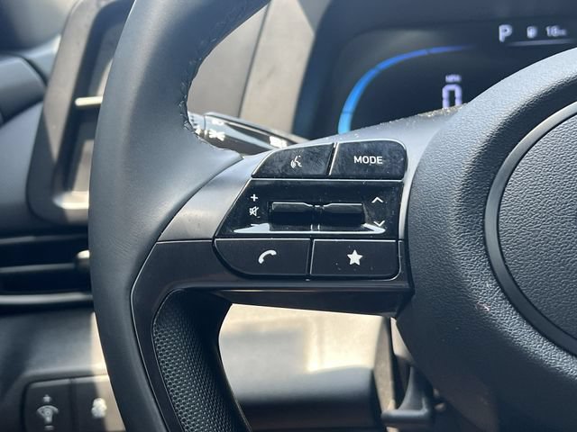 Certified 2025 Hyundai Elantra Sport FWD image 26