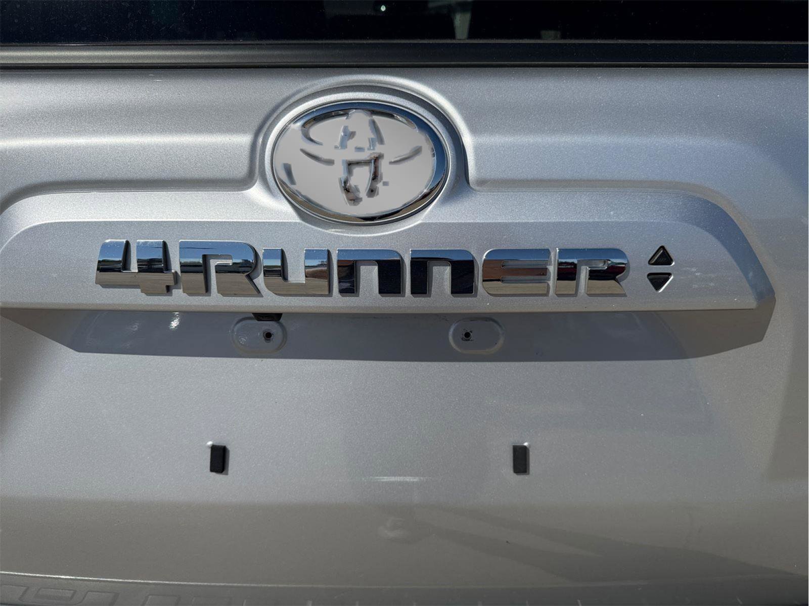Used 2024 Toyota 4Runner SR5 AWD/4WD image 20