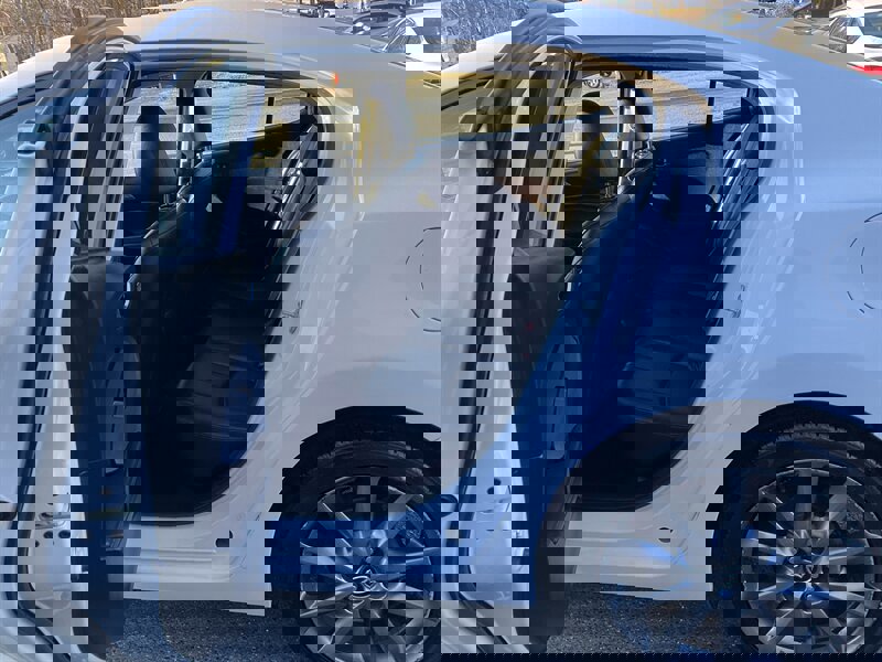 Used 2018 MAZDA MAZDA3 Touring image 11