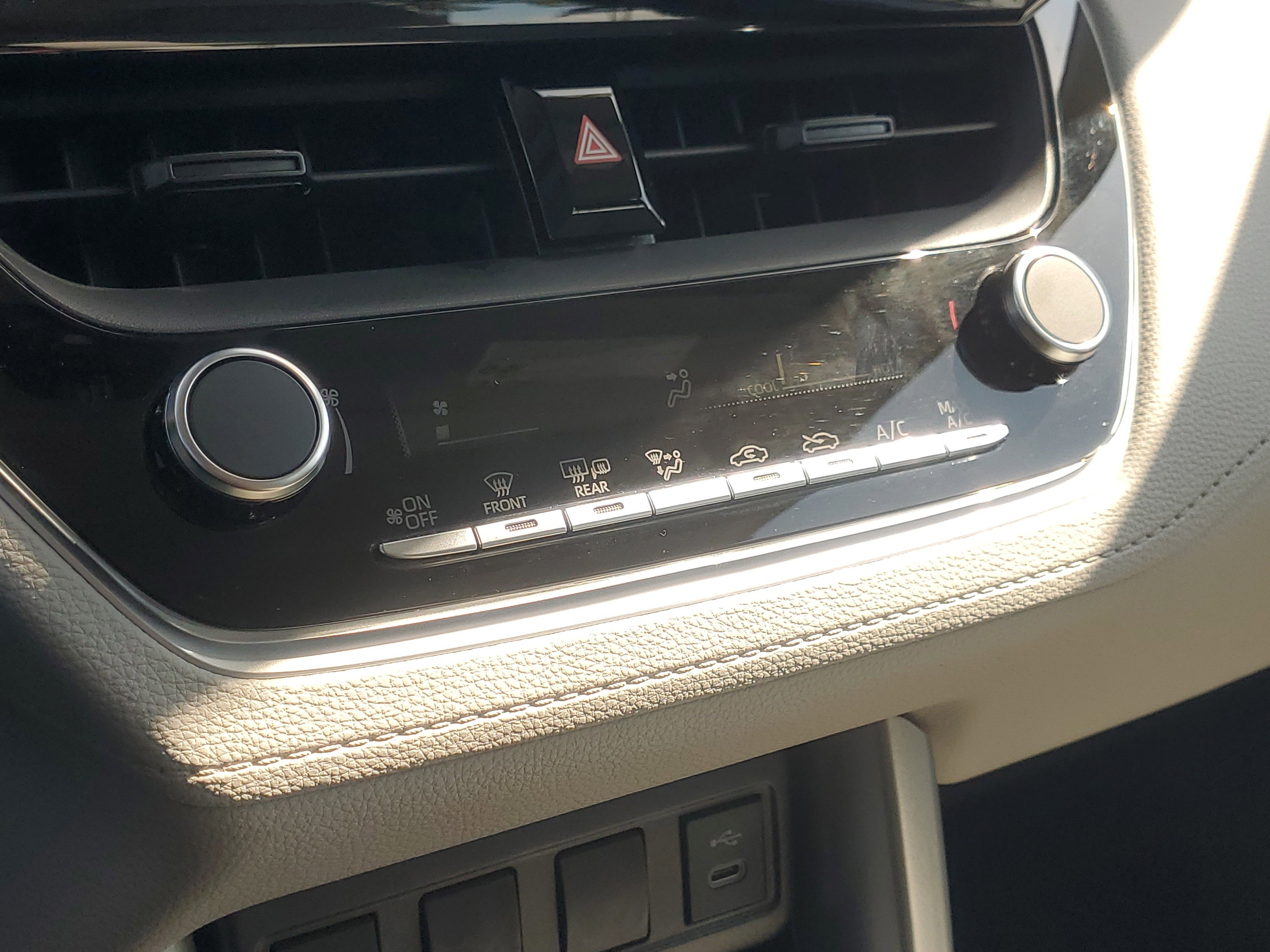 Certified 2024 Toyota Corolla Cross L FWD image 28