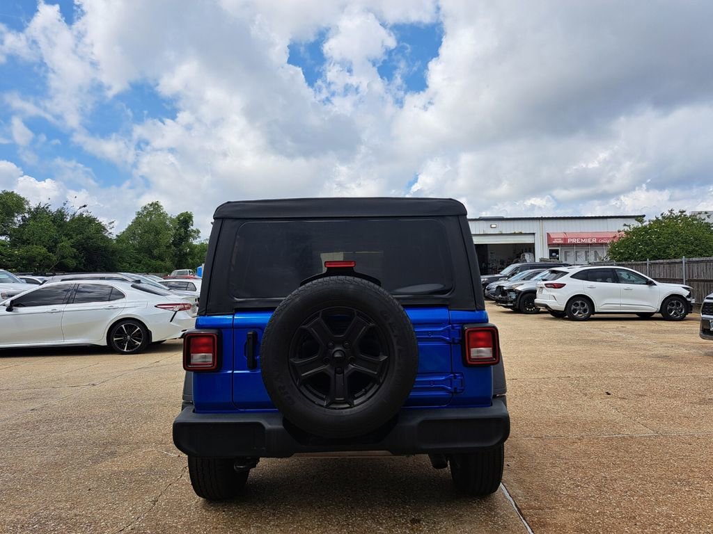 Used 2021 Jeep Wrangler Unlimited Sport AWD/4WD image 5