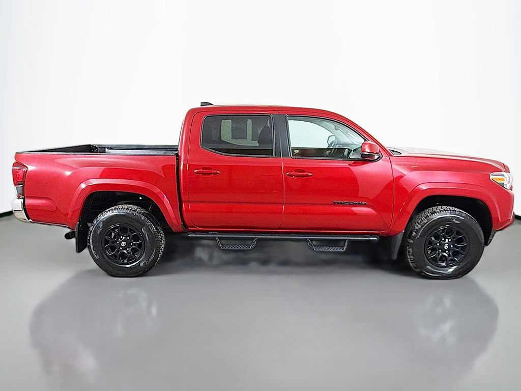 Used 2022 Toyota Tacoma SR5 AWD/4WD image 13