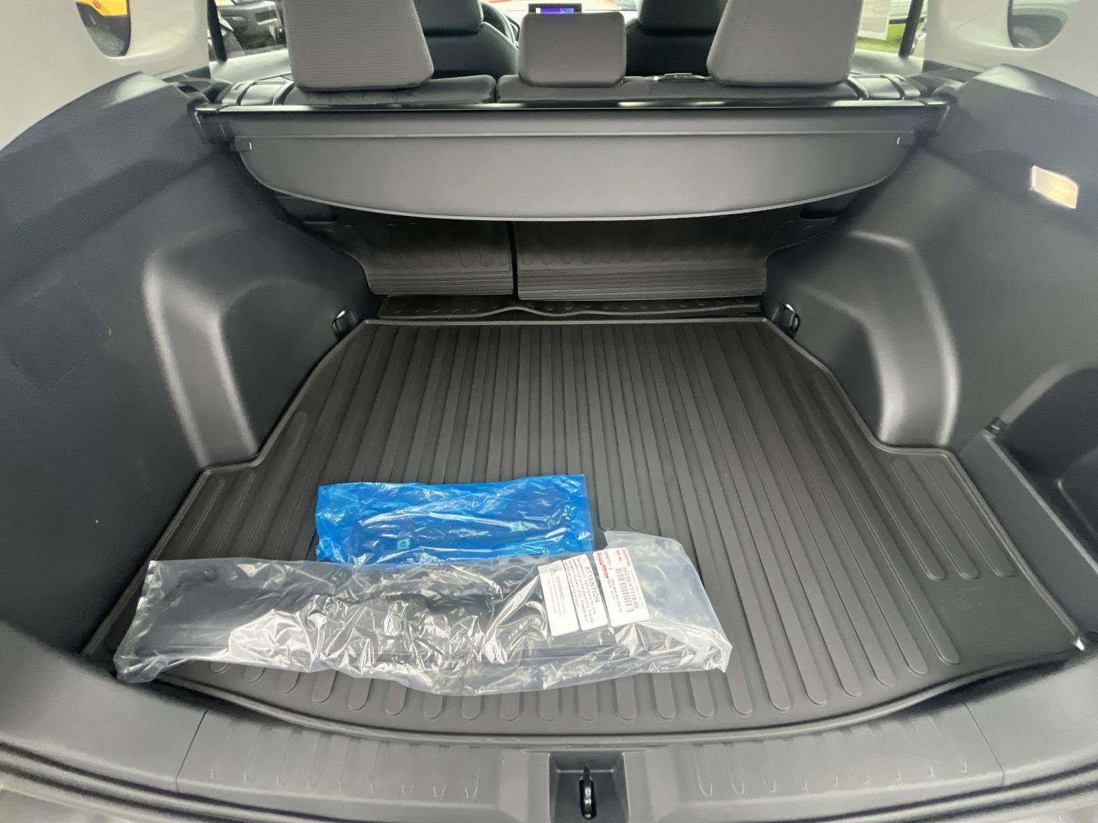 New 2025 Toyota RAV4 XLE w/ Convenience Package image 10