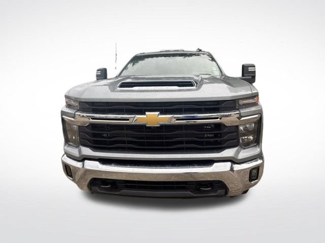 Used 2024 Chevrolet Silverado 2500 LT w/ All Star Edition AWD/4WD image 3