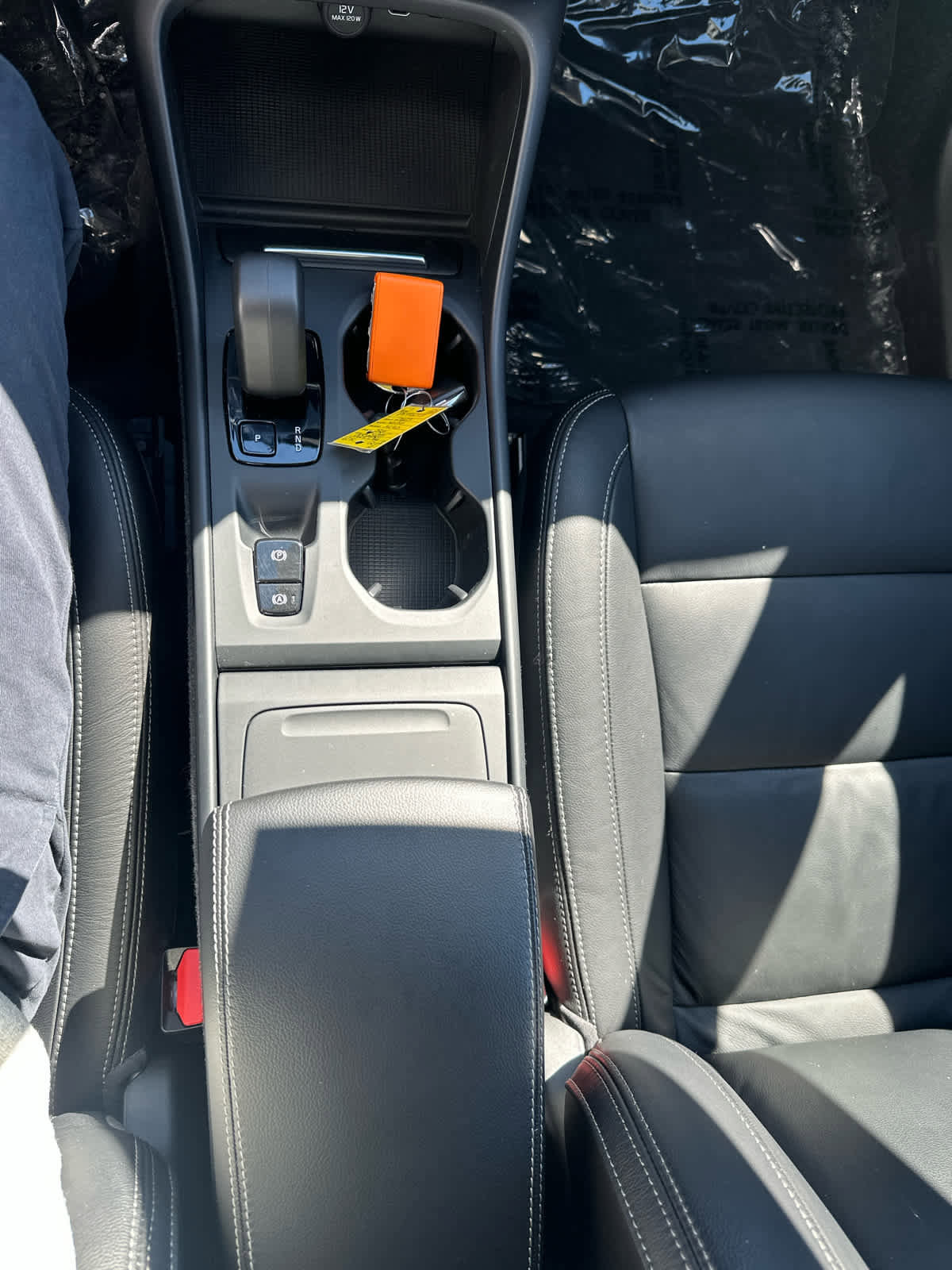 Certified 2023 Volvo XC40 B5 Core w/ Convenience Package image 23