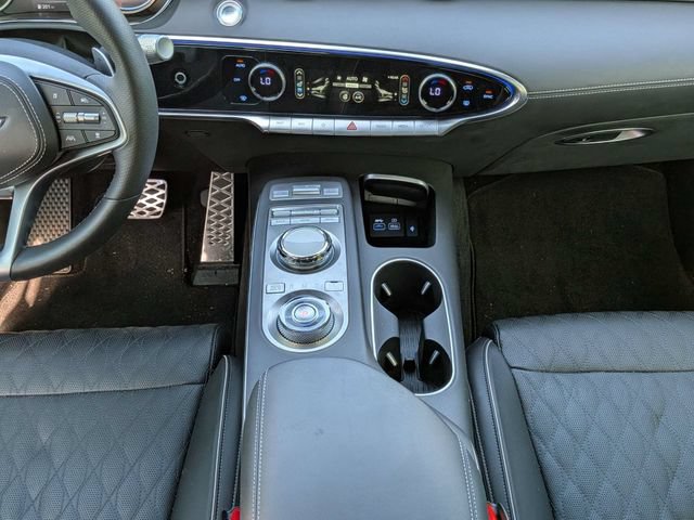 Used 2025 Genesis GV70 3.5T Sport w/ Sport Advanced Package AWD/4WD image 19