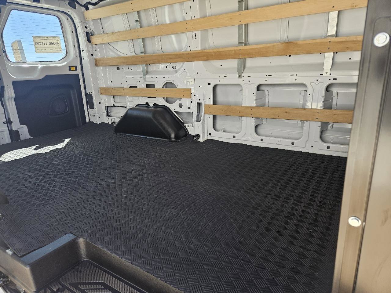 Used 2024 Ford Transit 250 Low Roof w/ Exterior Upgrade Package image 8