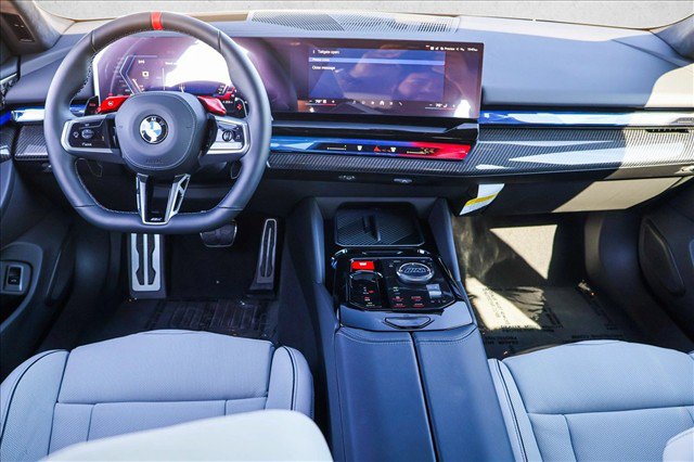 New 2027 BMW M5 Touring AWD/4WD image 20