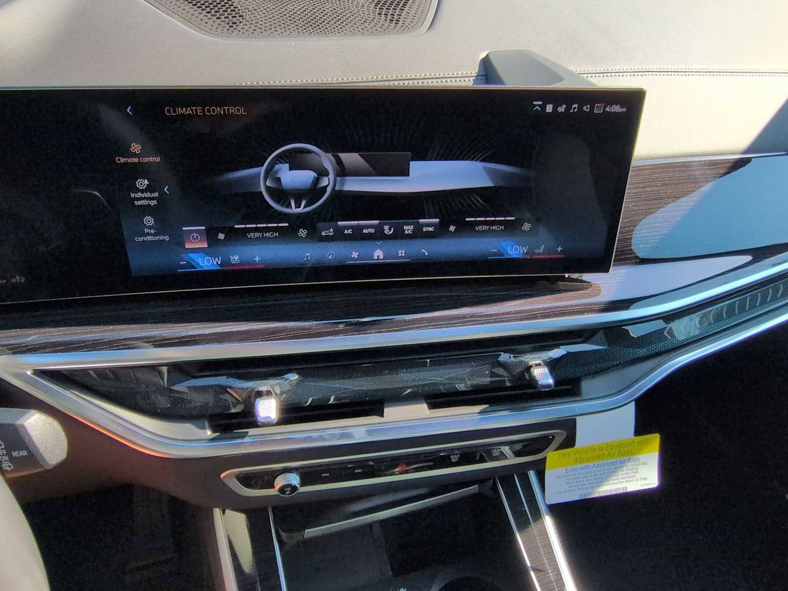 Used 2026 BMW X5 xDrive40i w/ M Sport Package image 30