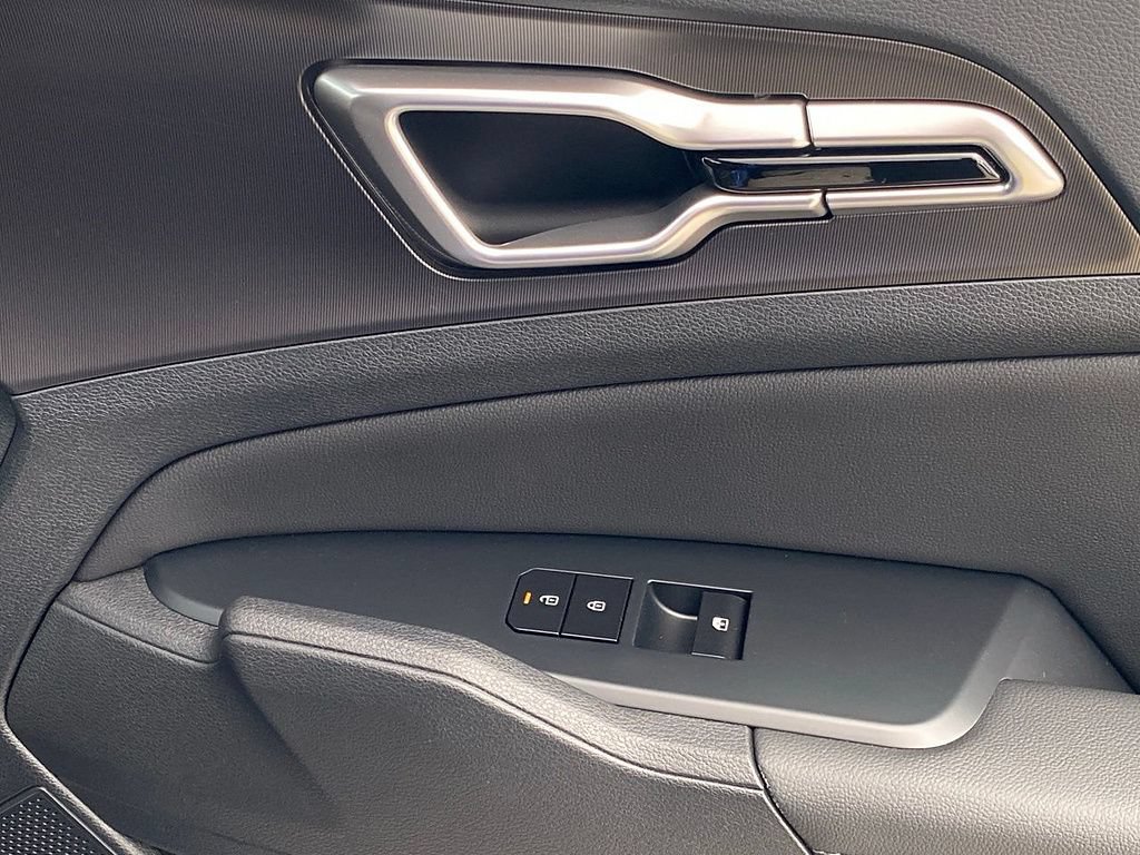 New 2026 Kia Sportage EX FWD image 25