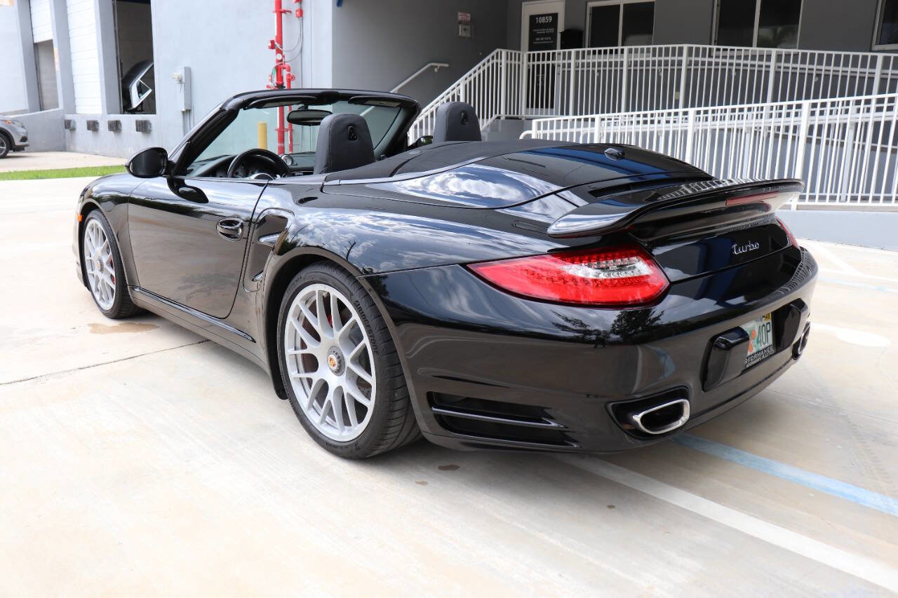 Used 2010 Porsche 911 Turbo image 10