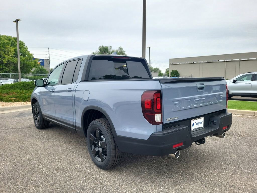 New 2026 Honda Ridgeline Black Edition image 3