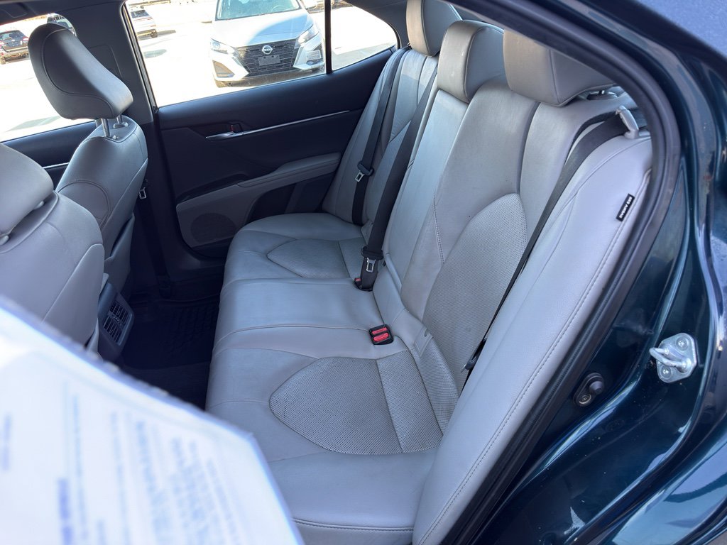 Used 2021 Toyota Camry XLE FWD image 12