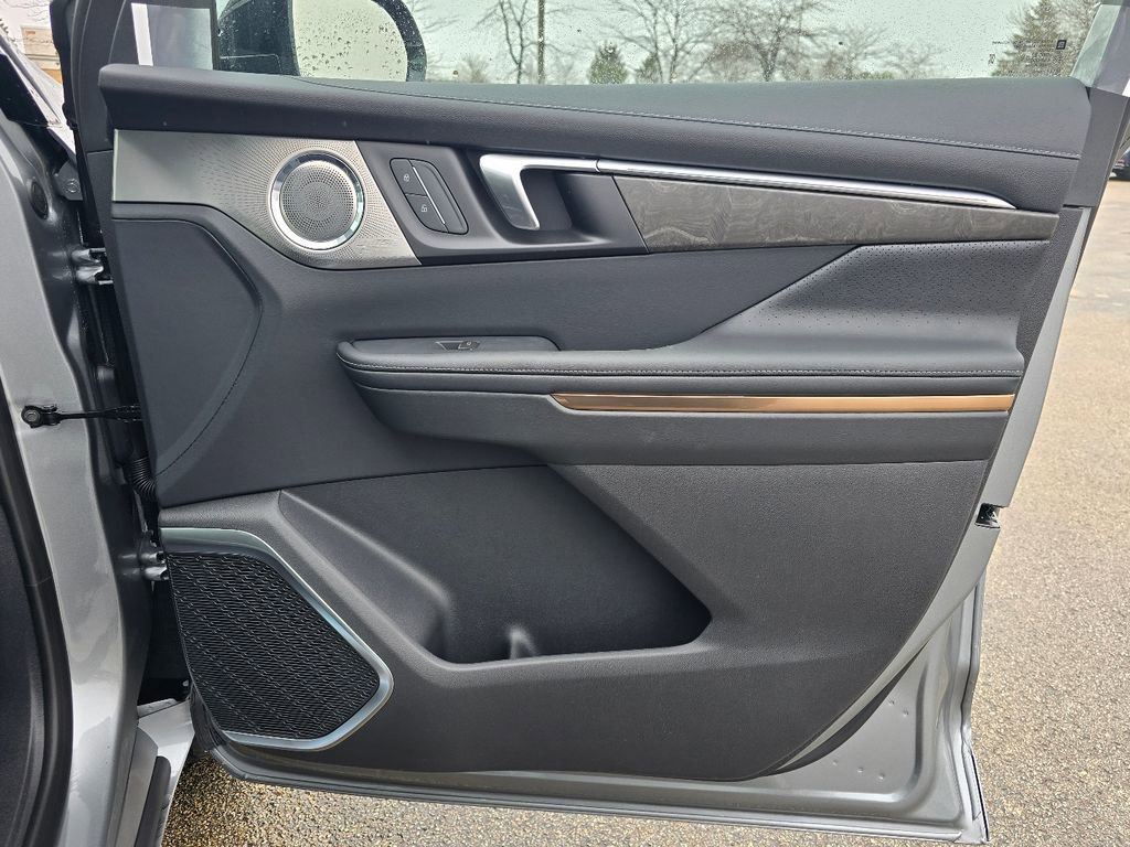 New 2026 Buick Enclave Avenir w/ Super Cruise Package image 36