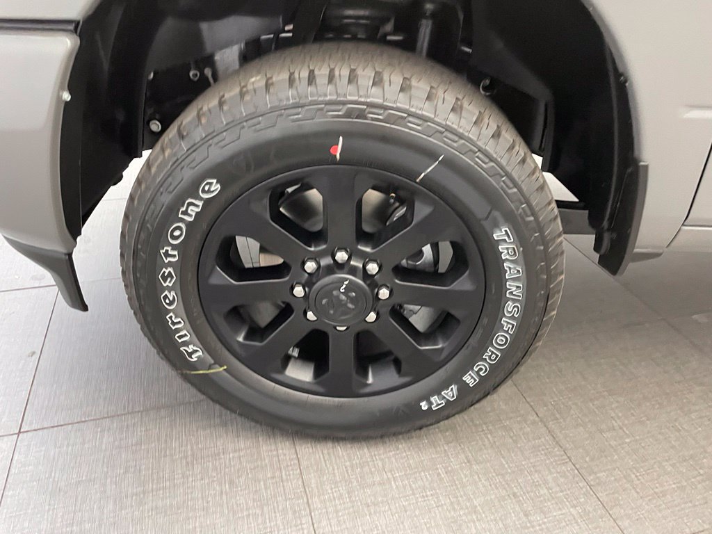 New 2027 RAM 2500 Laramie w/ Night Edition AWD/4WD image 13