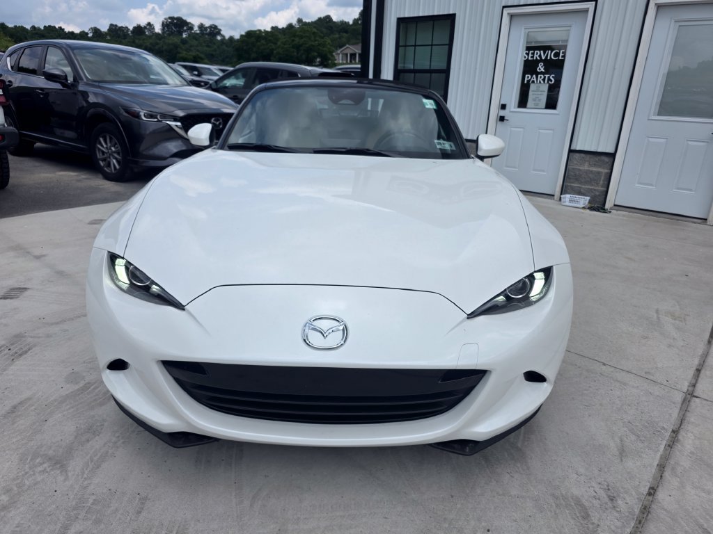 New 2026 MAZDA MX-5 Miata Grand Touring w/ Weather Package RWD image 2