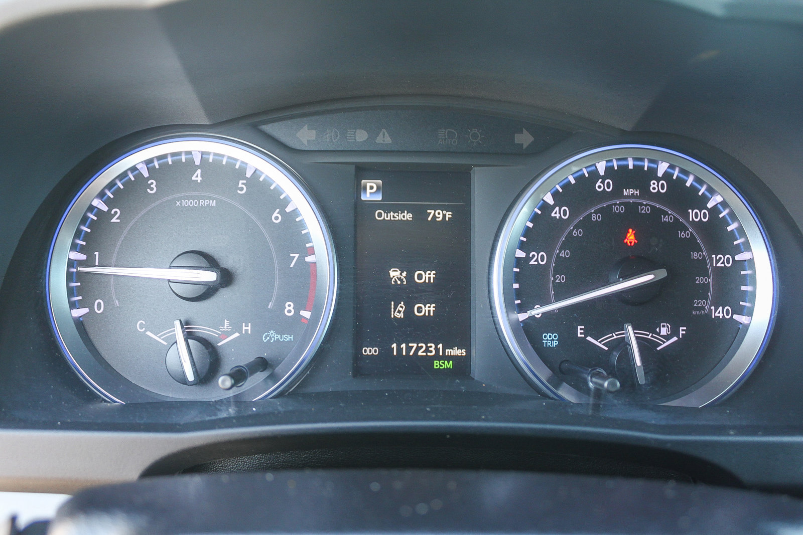 Used 2019 Toyota Highlander SE image 25