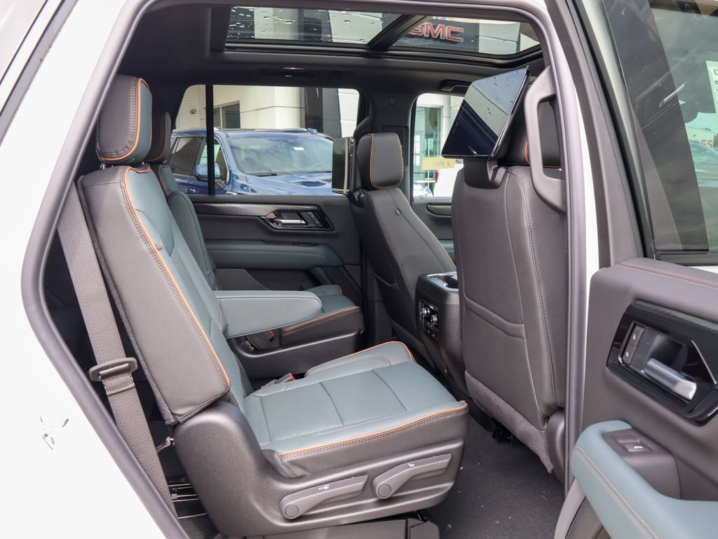 New 2026 GMC Yukon AT4 w/ AT4 Premium Plus Package AWD/4WD image 40