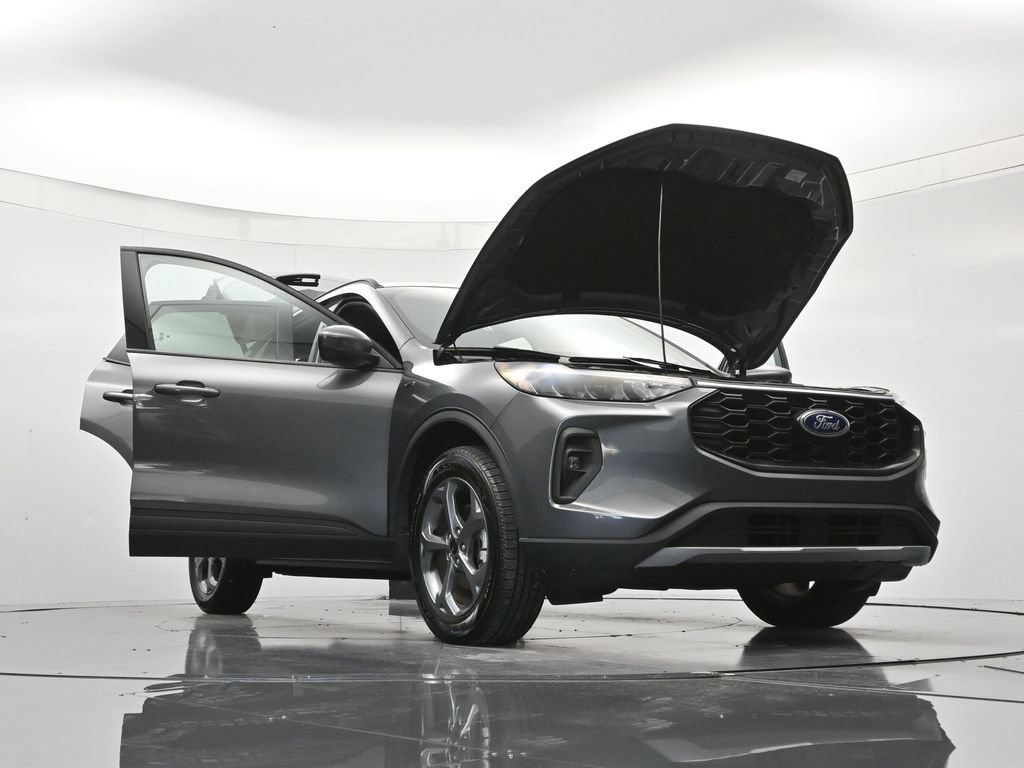 Used 2025 Ford Escape ST-Line Select AWD/4WD image 49