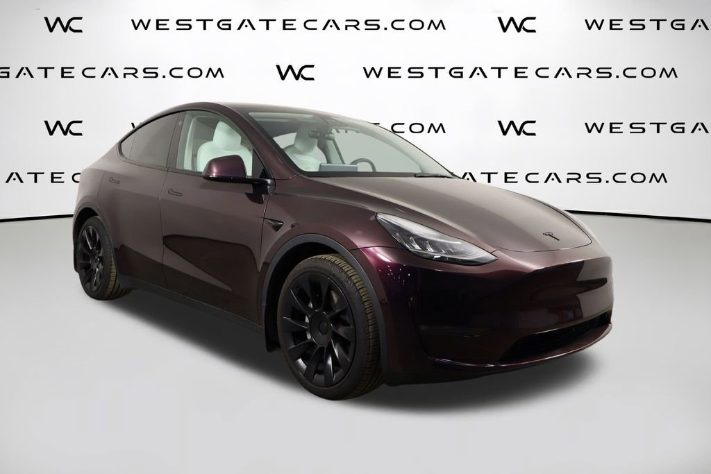 Used 2022 Tesla Model Y Long Range image 38