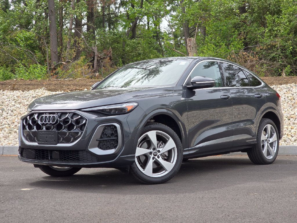Used 2025 Audi Q5 Premium Plus w/ Premium Plus AWD/4WD image 1