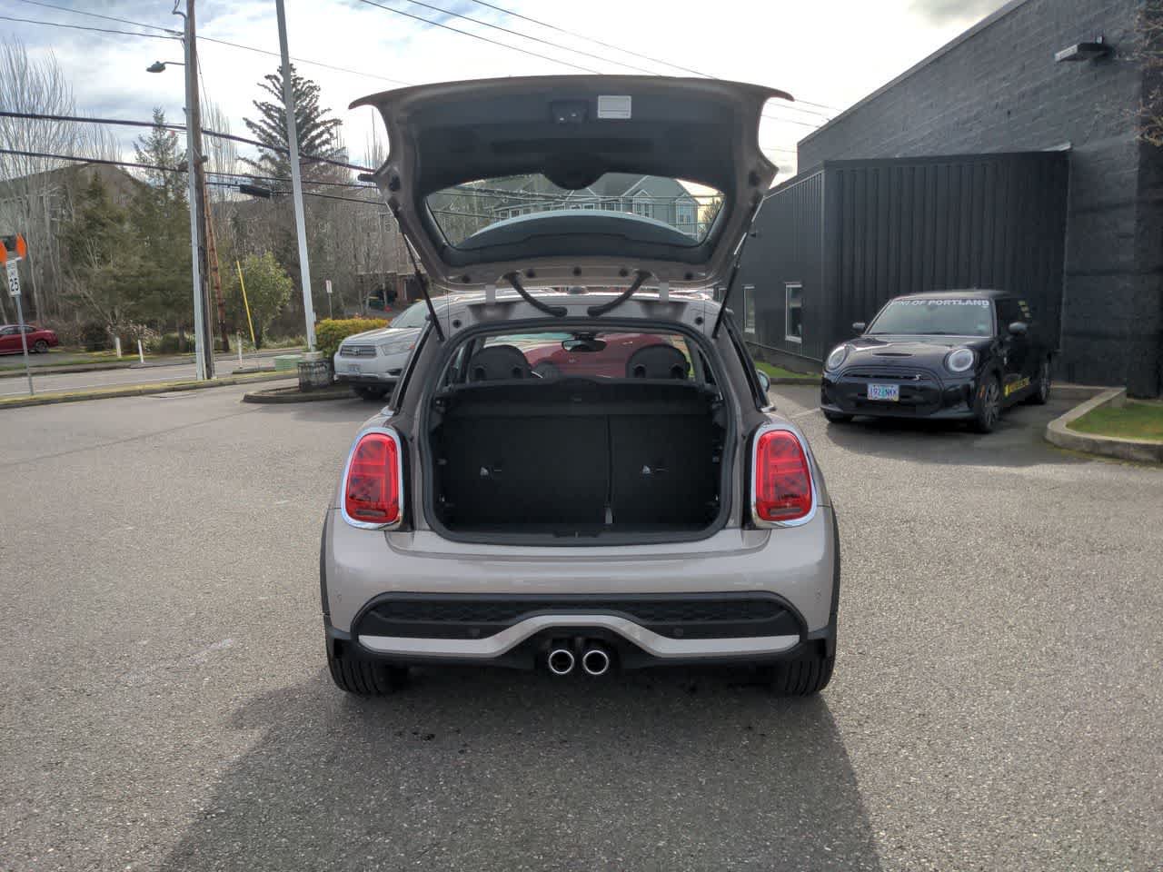 Used 2023 MINI Cooper S FWD image 32