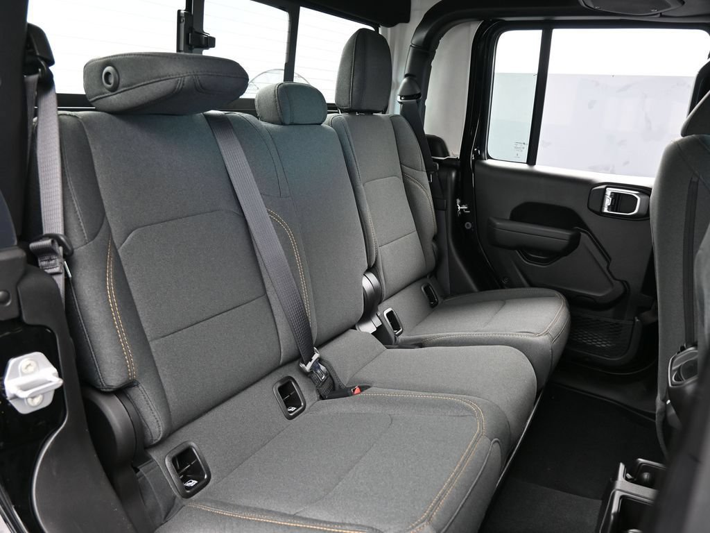 New 2026 Jeep Gladiator Sport AWD/4WD image 37