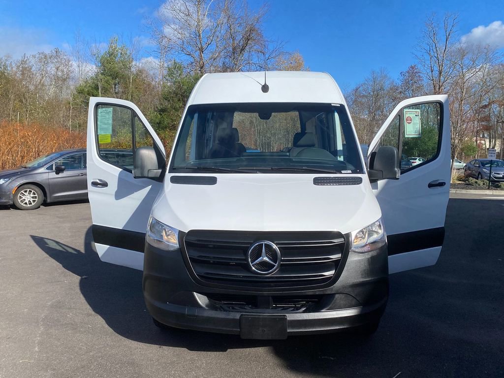 Used 2021 Mercedes-Benz Sprinter 2500 w/ Driver Convenience Package image 30