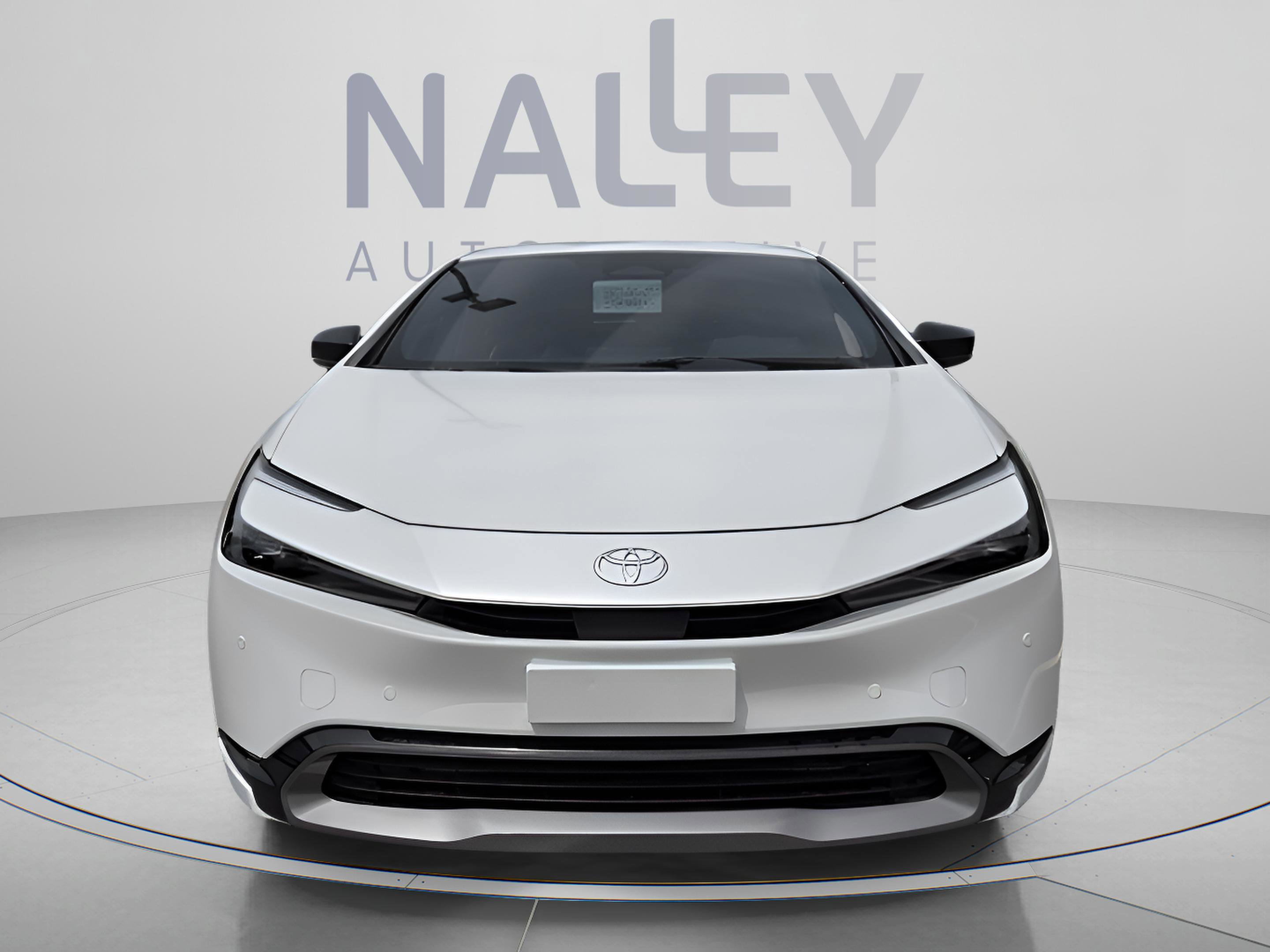 New 2026 Toyota Prius XLE FWD image 8