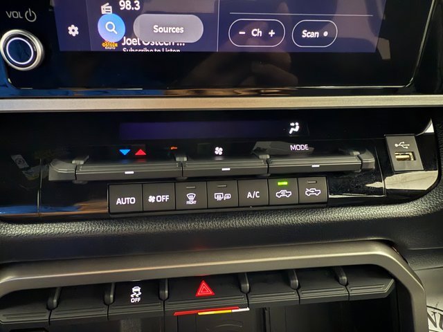 Used 2025 Toyota Tundra SR5 image 18