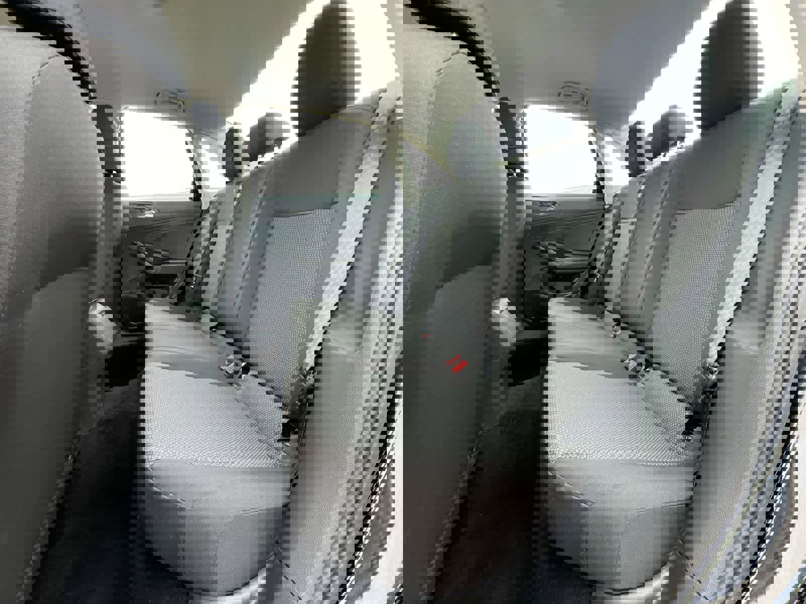 Used 2019 Volkswagen Jetta S image 19