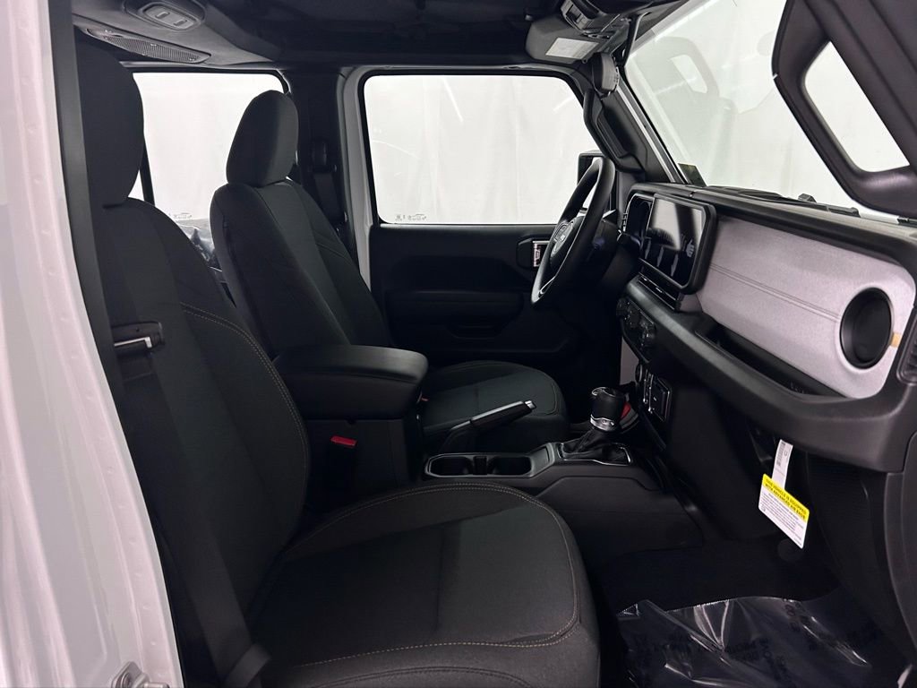 New 2026 Jeep Gladiator Sport image 17