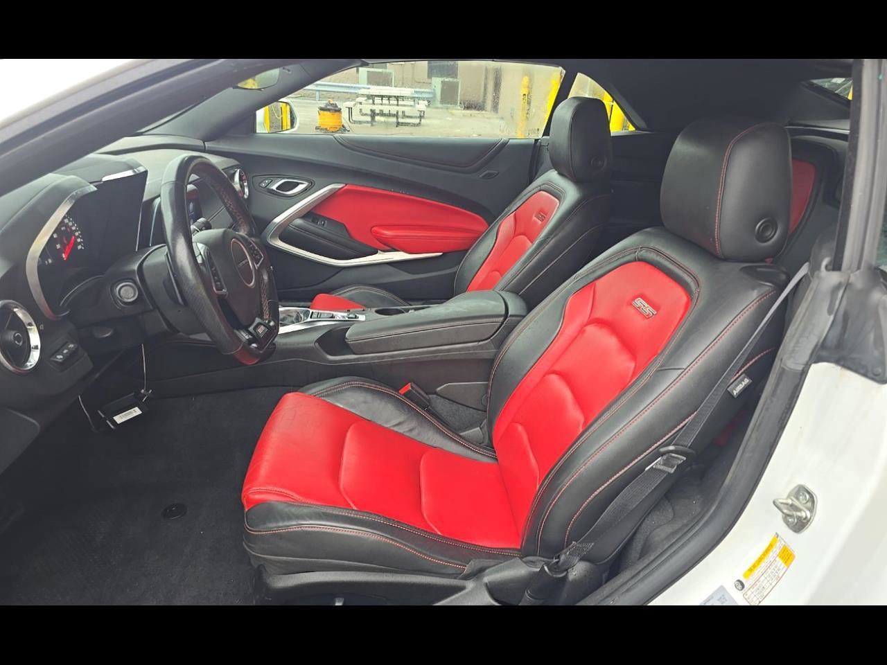 Used 2022 Chevrolet Camaro SS RWD image 3