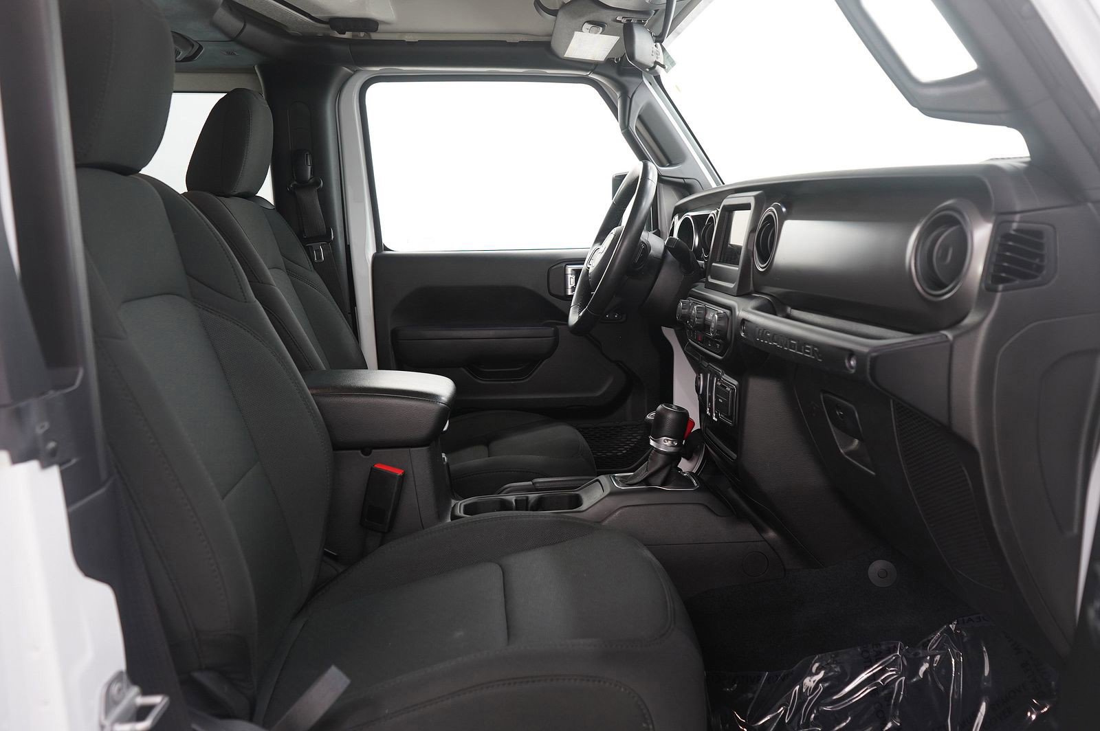 Used 2022 Jeep Wrangler Sport S image 12