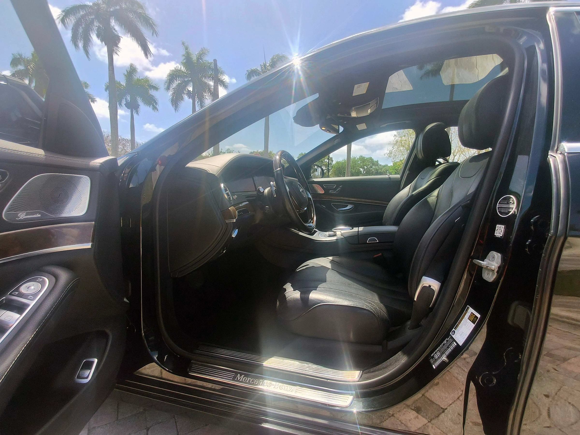 Used 2015 Mercedes-Benz S 550 Sedan image 4