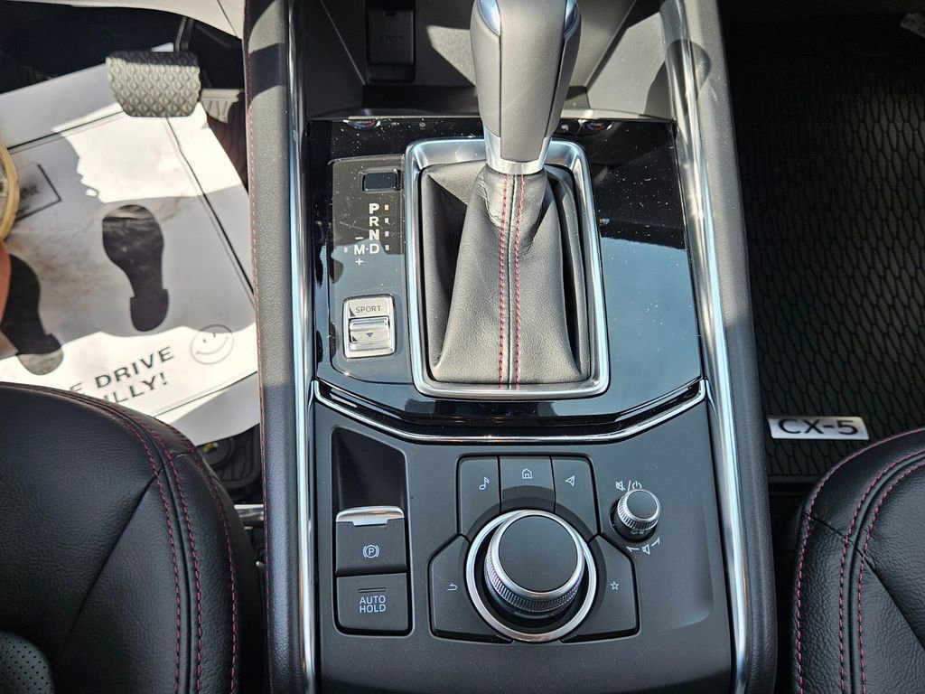 New 2025 MAZDA CX-5 Carbon Edition image 18