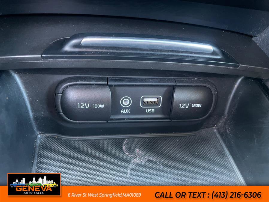 Used 2019 Kia Optima S w/ S Panoramic Sunroof Package image 18