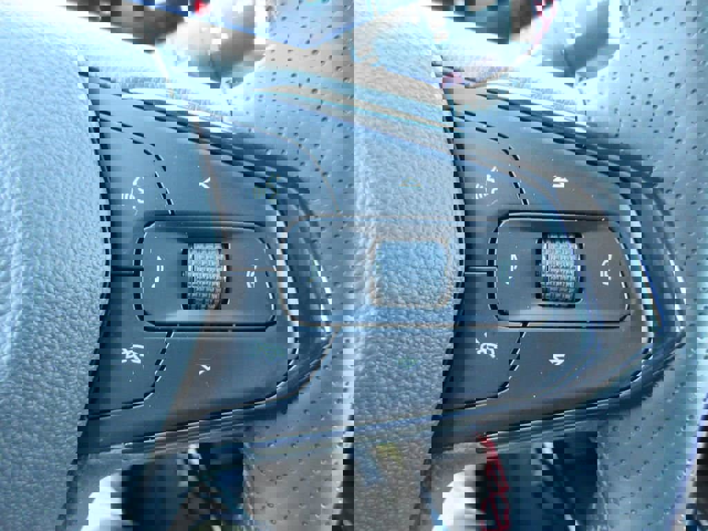 New 2026 Chevrolet Trax RS w/ Driver Confidence Package image 25