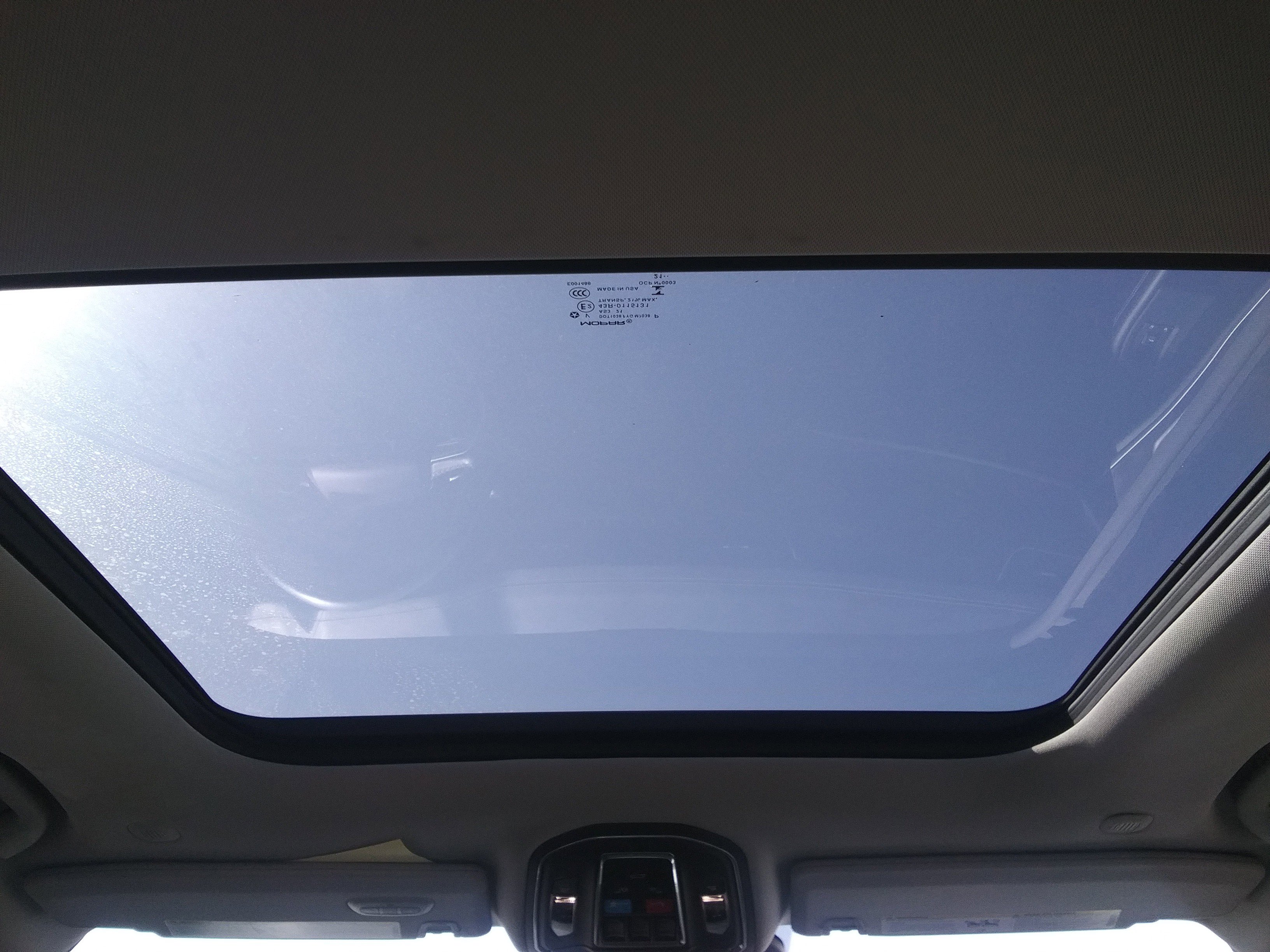 Used 2022 Jeep Grand Cherokee Limited image 12