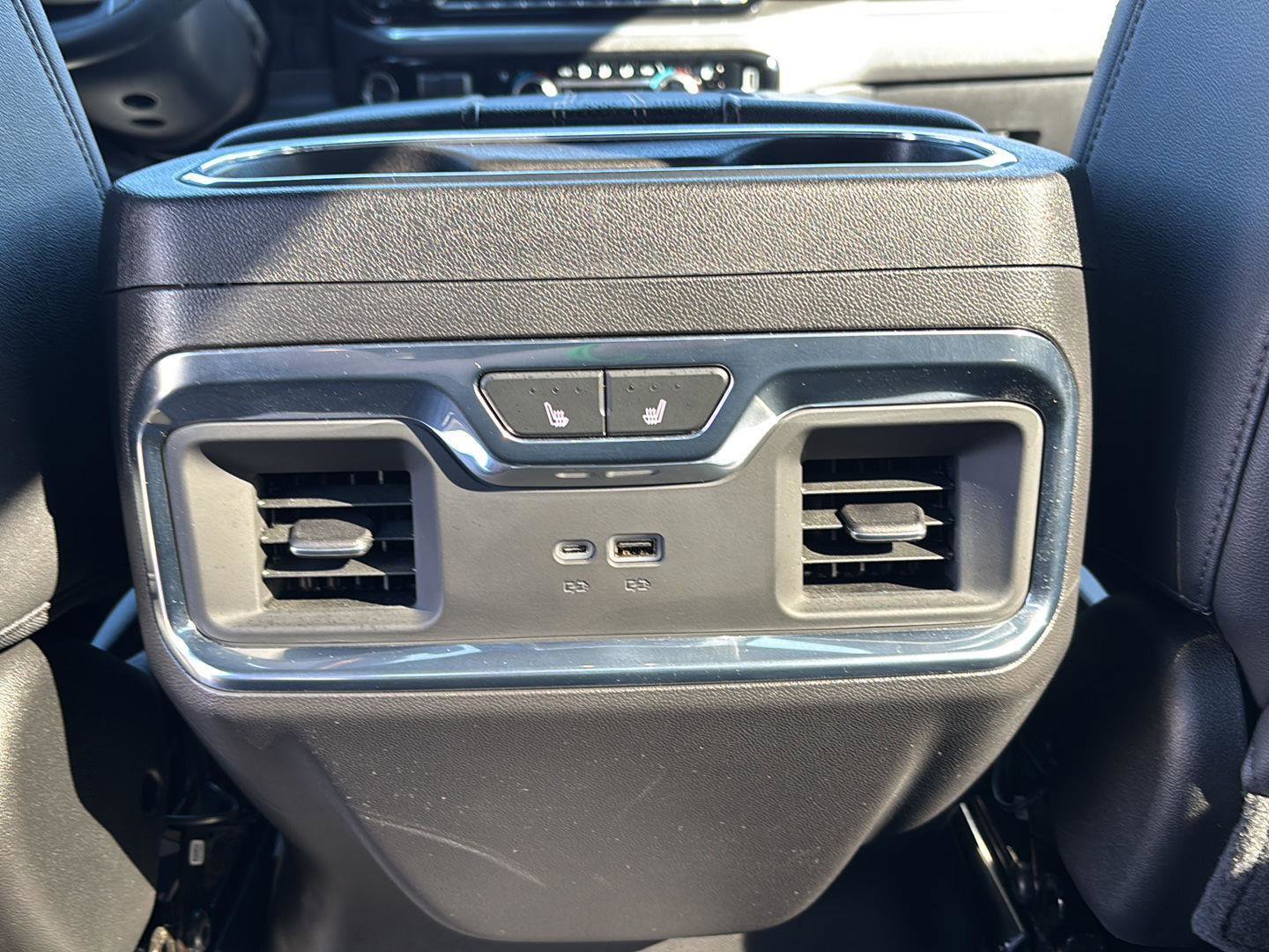 Used 2025 Chevrolet Silverado 1500 High Country w/ Technology Package image 22