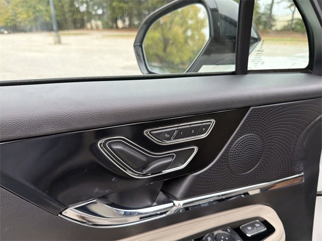 New 2026 Lincoln Corsair Premiere image 12