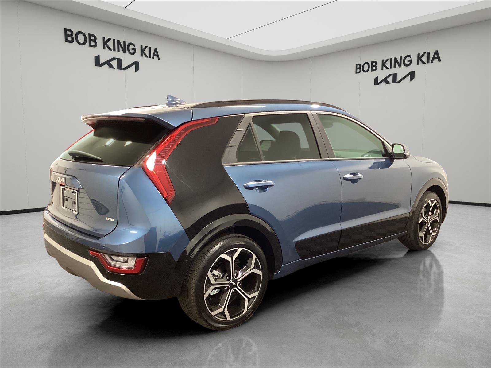 New 2026 Kia Niro SX Touring FWD image 5