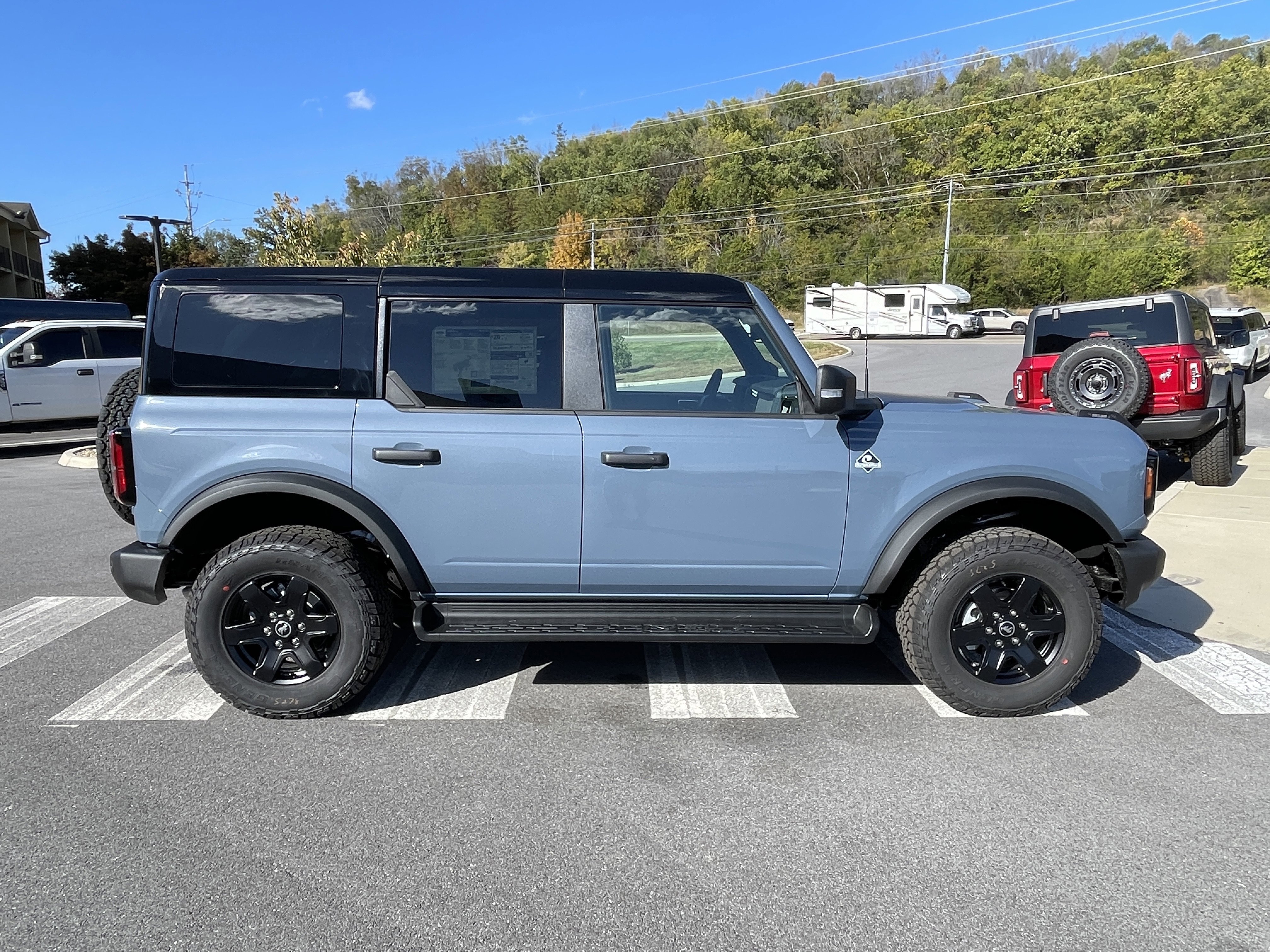 New 2025 Ford Bronco Outer Banks image 4