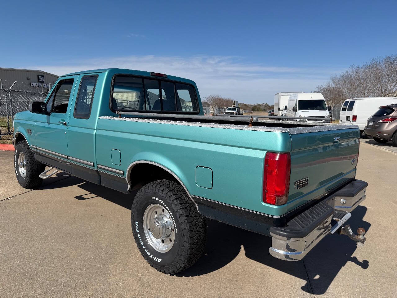 Used 1997 Ford F250 XLT AWD/4WD image 9