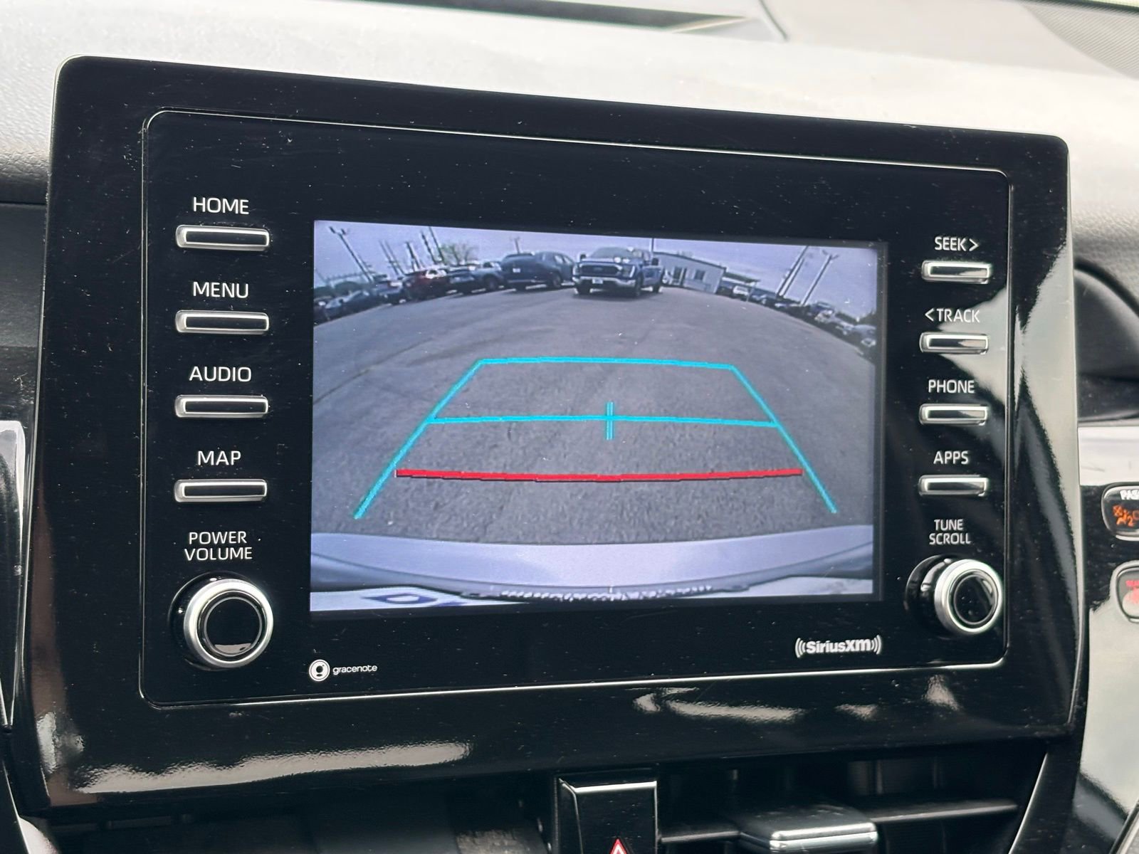 Used 2023 Toyota Camry SE FWD image 6