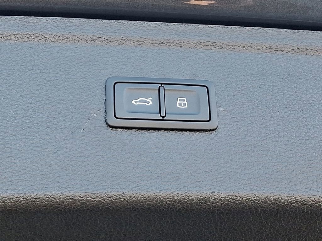 Certified 2023 Audi Q5 2.0T Premium Plus w/ Premium Plus Package image 31