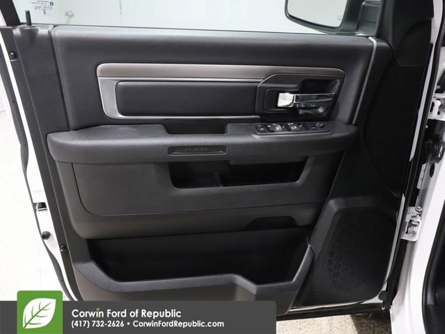 Used 2024 RAM 1500 Classic Warlock AWD/4WD image 11