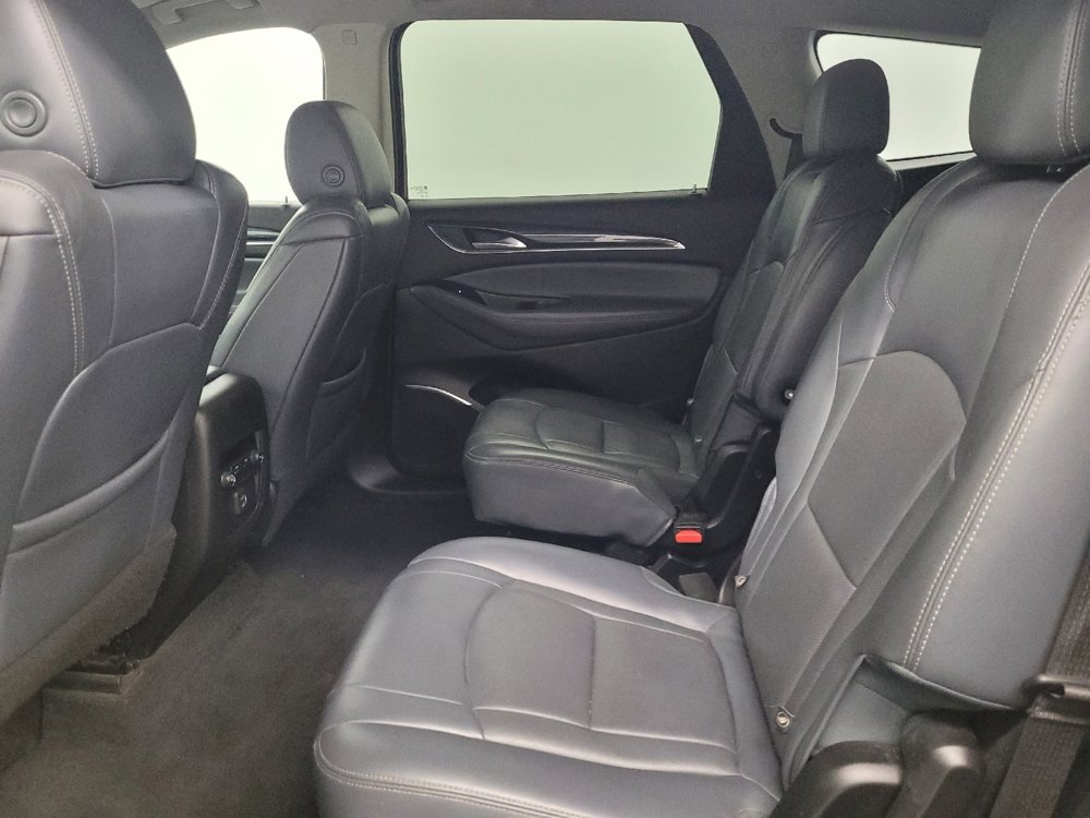 Used 2021 Buick Enclave Essence FWD image 18