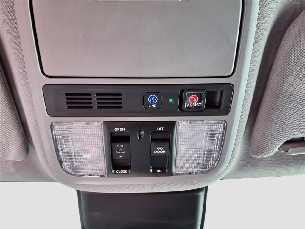 Used 2023 Honda Odyssey Touring image 27